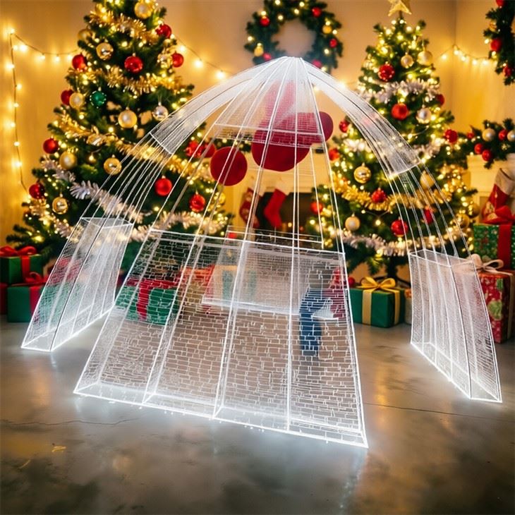 oversized ornament with led lights